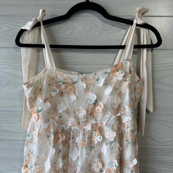 Romantic Floral Midi Dress - Medium - Picture 2 of 6